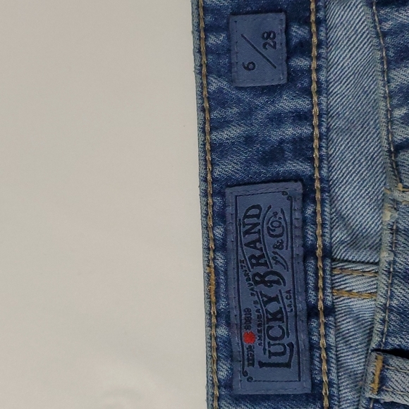 LUCKY BRAND LUCKY PINS HIGH RISE DISTRESSED SHORTS SIZE 6 - Picture 5 of 5